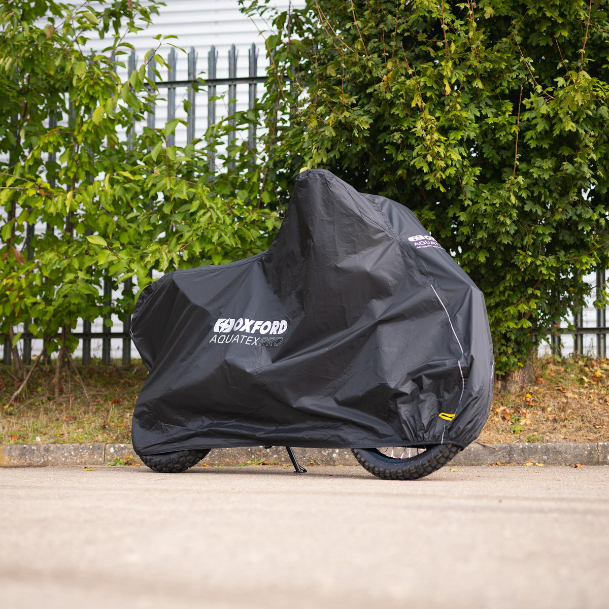 Lightweight Heavy-Duty Motorcycle Cover – XL